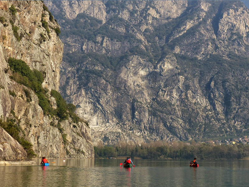Escursione in canoa sul Lago di Mezzola